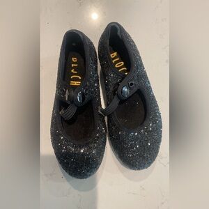 Bloch glitter black tap shoes size 9 toddler in great condition